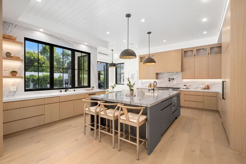 Cocina de madera. Casa en venta